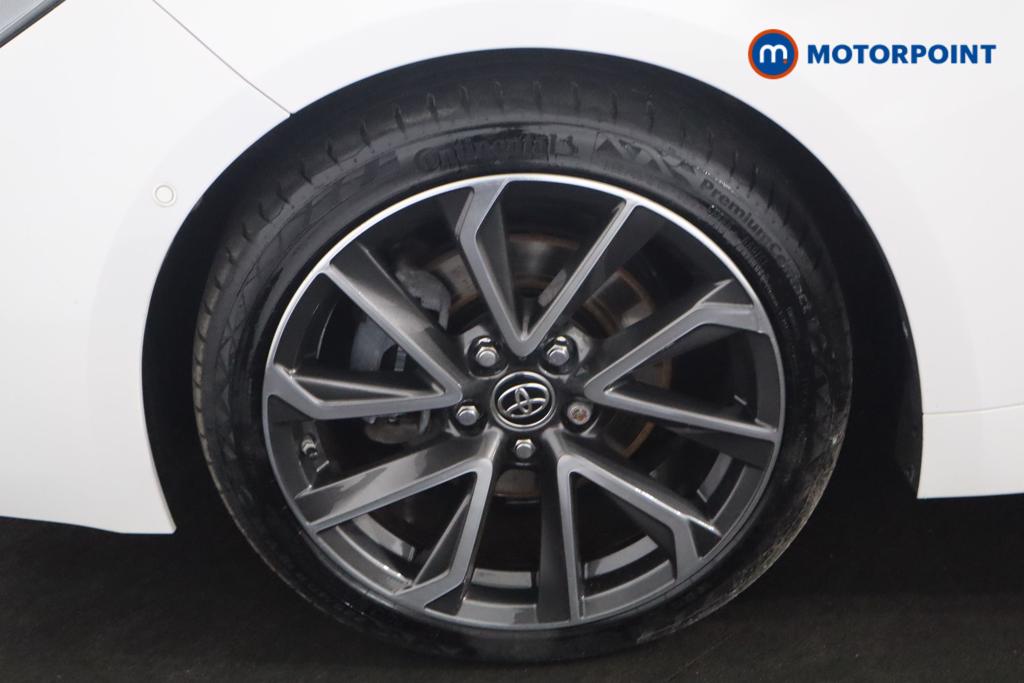 Toyota Corolla Excel Automatic Petrol-Electric Hybrid Hatchback - Stock Number (1579645) - 21st supplementary image
