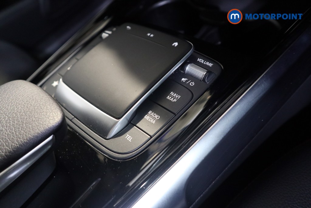 Mercedes-Benz GLB Amg Line Automatic Petrol SUV - Stock Number (1579733) - 8th supplementary image