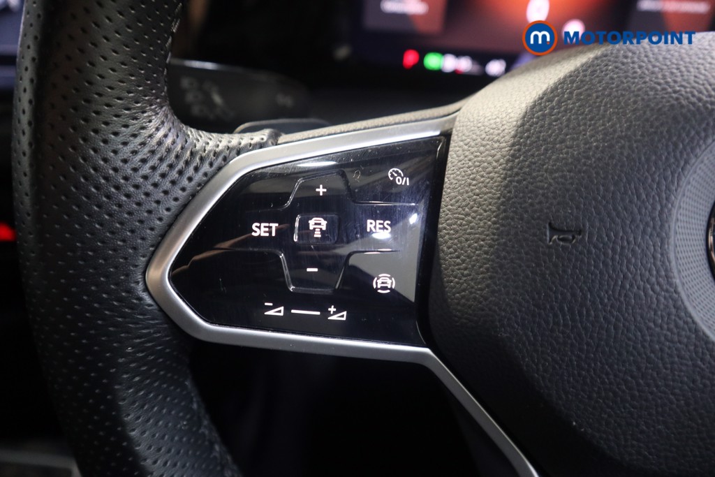Volkswagen Golf R-Line Automatic Petrol Hatchback - Stock Number (1579777) - 3rd supplementary image