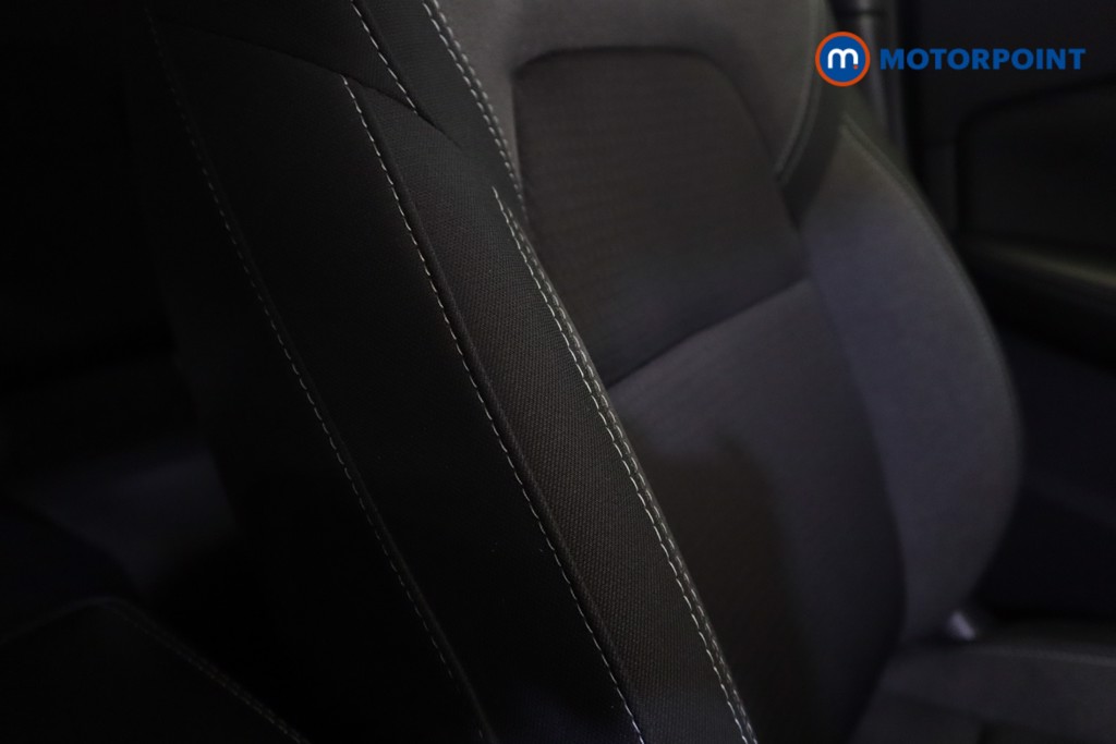 Nissan Qashqai N-Connecta Manual Petrol SUV - Stock Number (1579830) - 22nd supplementary image