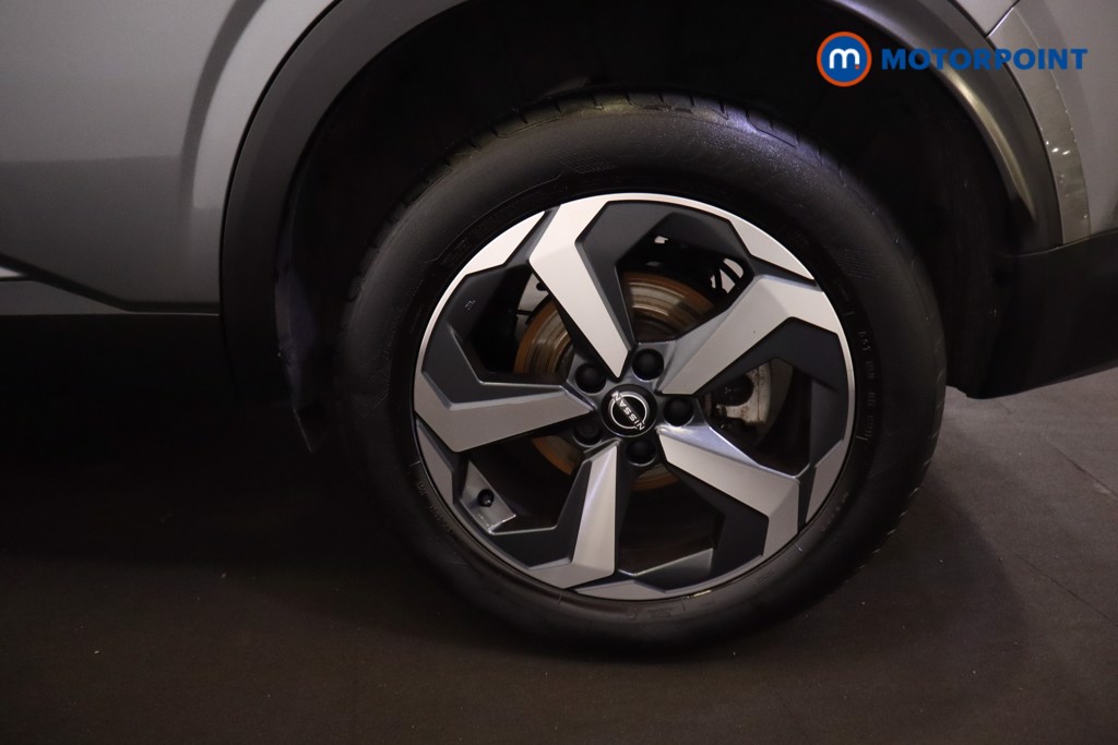 Nissan Qashqai N-Connecta Manual Petrol SUV - Stock Number (1579830) - 31st supplementary image