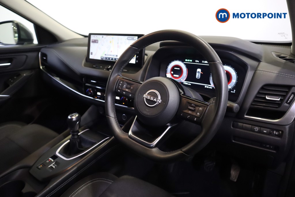 Nissan Qashqai N-Connecta Manual Petrol SUV - Stock Number (1579830) - 1st supplementary image