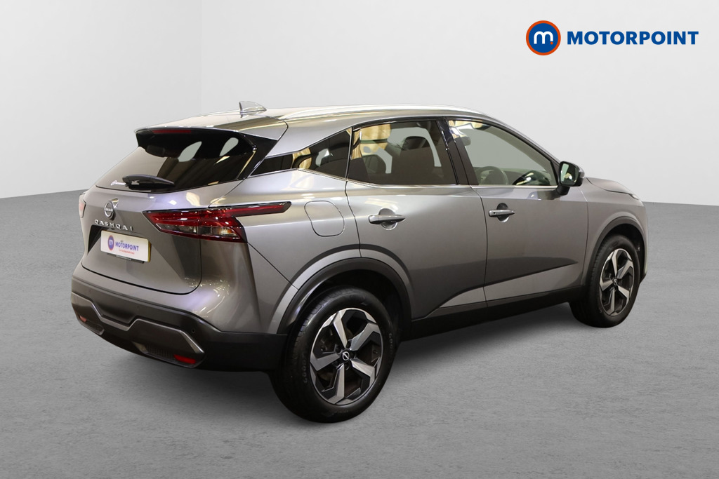 Nissan Qashqai N-Connecta Manual Petrol SUV - Stock Number (1579830) - Drivers side rear corner