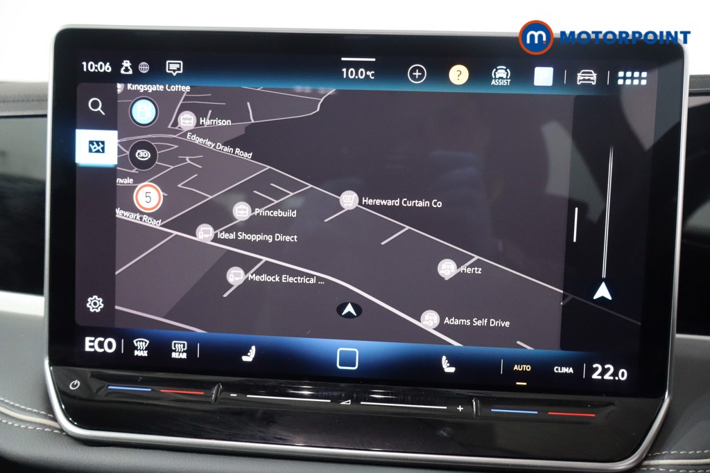 Volkswagen Passat Life Automatic Petrol Plug-In Hybrid Estate - Stock Number (1579900) - 2nd supplementary image