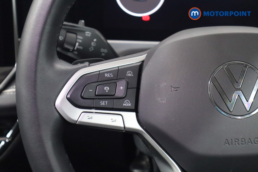 Volkswagen Passat Life Automatic Petrol Plug-In Hybrid Estate - Stock Number (1579900) - 7th supplementary image