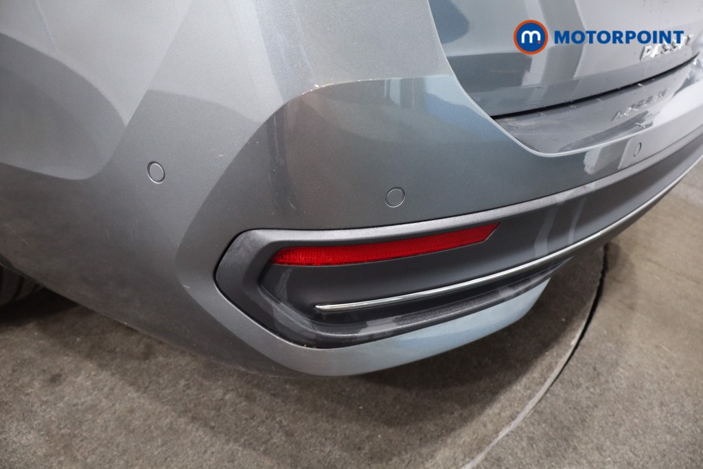 Volkswagen Passat Life Automatic Petrol Plug-In Hybrid Estate - Stock Number (1579900) - 34th supplementary image