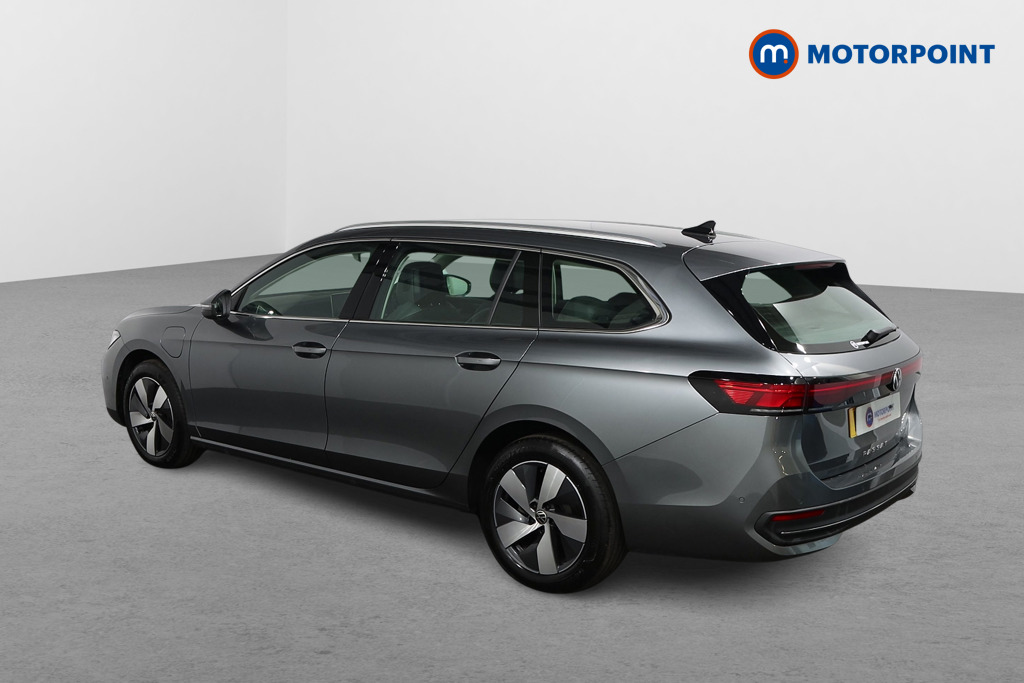 Volkswagen Passat Life Automatic Petrol Plug-In Hybrid Estate - Stock Number (1579900) - Passenger side rear corner