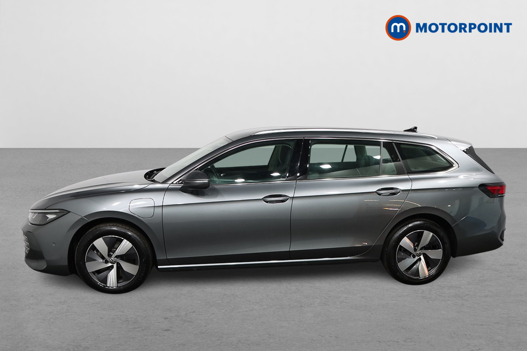 Volkswagen Passat Life Automatic Petrol Plug-In Hybrid Estate - Stock Number (1579900) - Passenger side