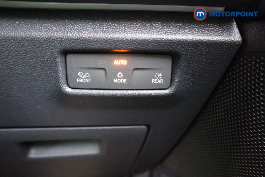Volkswagen Tiguan R-Line Automatic Diesel SUV - Stock Number (1579985) - 8th supplementary image