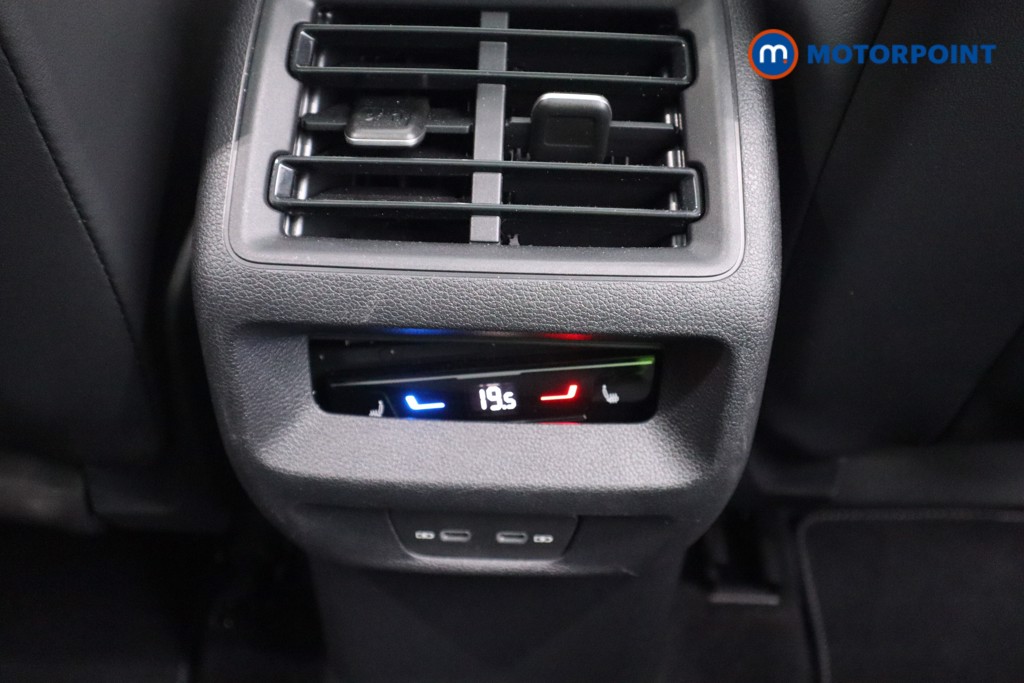 Volkswagen Tiguan R-Line Automatic Diesel SUV - Stock Number (1579985) - 19th supplementary image