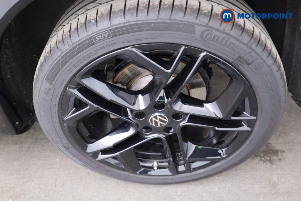 Volkswagen Tiguan R-Line Automatic Diesel SUV - Stock Number (1579985) - 30th supplementary image