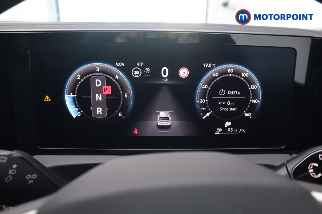Volkswagen Tiguan R-Line Automatic Diesel SUV - Stock Number (1579985) - 1st supplementary image