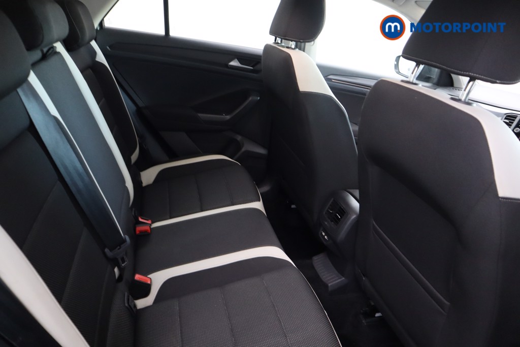 Volkswagen T-Roc SEL Automatic Petrol SUV - Stock Number (1580080) - 15th supplementary image