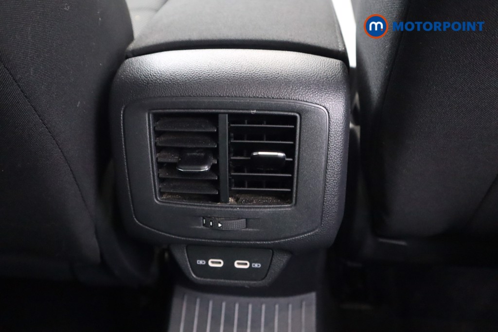 Volkswagen T-Roc SEL Automatic Petrol SUV - Stock Number (1580080) - 17th supplementary image