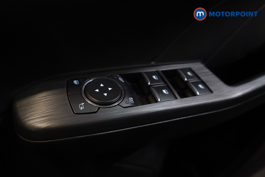 Ford Kuga St-Line Edition Manual Petrol SUV - Stock Number (1580131) - 3rd supplementary image