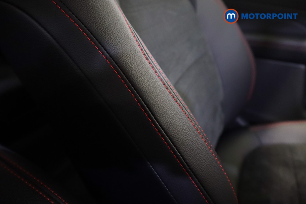 Ford Kuga St-Line Edition Manual Petrol SUV - Stock Number (1580131) - 24th supplementary image