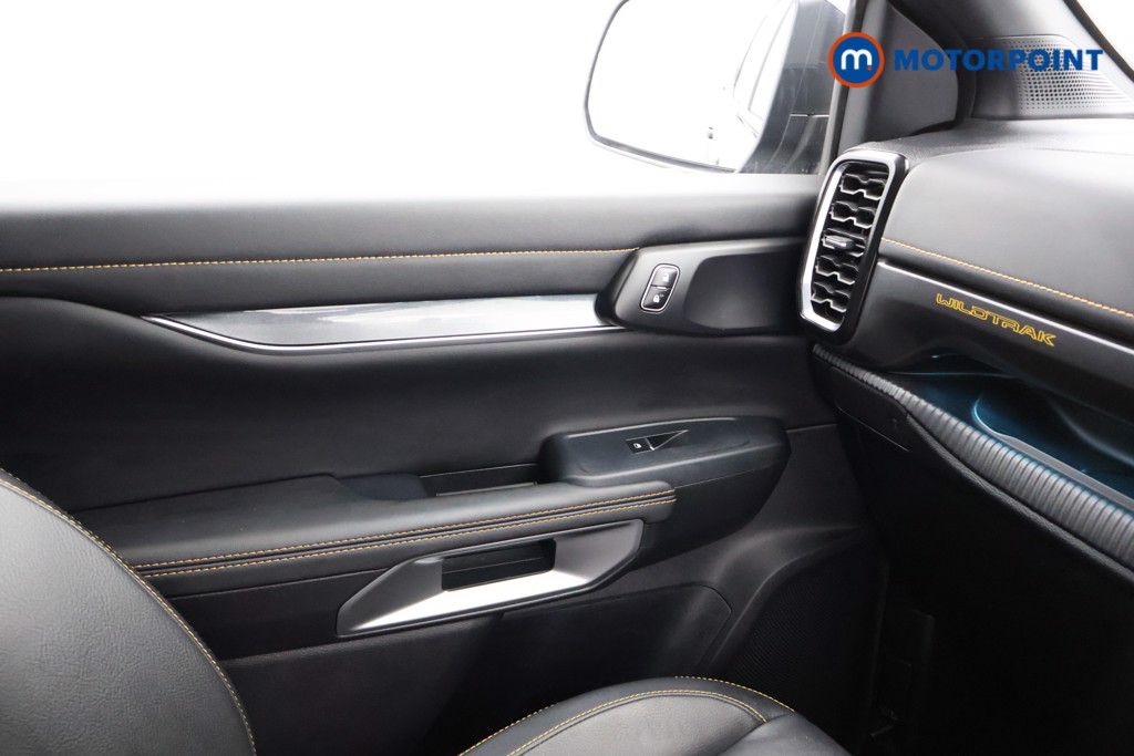 Ford Ranger Wildtrak Automatic Diesel Double Cab Pick-Up - Stock Number (1580432) - 8th supplementary image