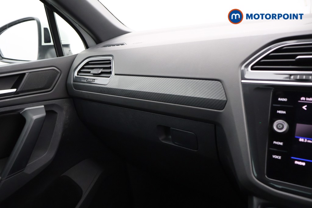 Volkswagen Tiguan R-Line Automatic Petrol SUV - Stock Number (1580458) - 7th supplementary image