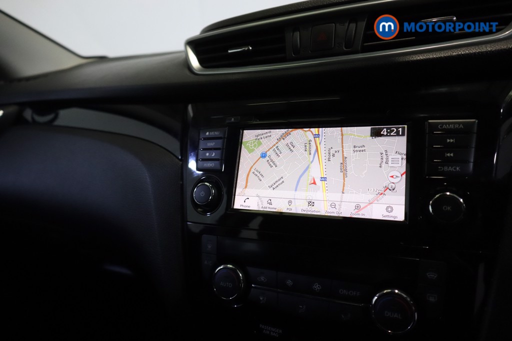 Nissan Qashqai Acenta Premium Automatic Petrol SUV - Stock Number (1580475) - 2nd supplementary image