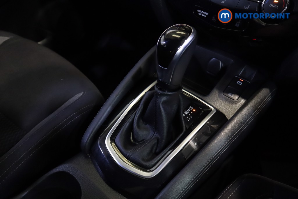 Nissan Qashqai Acenta Premium Automatic Petrol SUV - Stock Number (1580475) - 22nd supplementary image