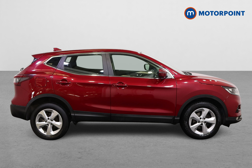 Nissan Qashqai Acenta Premium Automatic Petrol SUV - Stock Number (1580475) - Drivers side