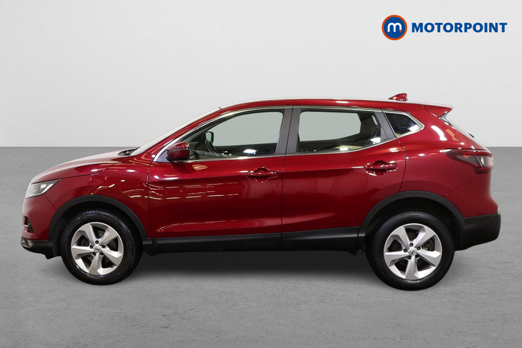 Nissan Qashqai Acenta Premium Automatic Petrol SUV - Stock Number (1580475) - Passenger side