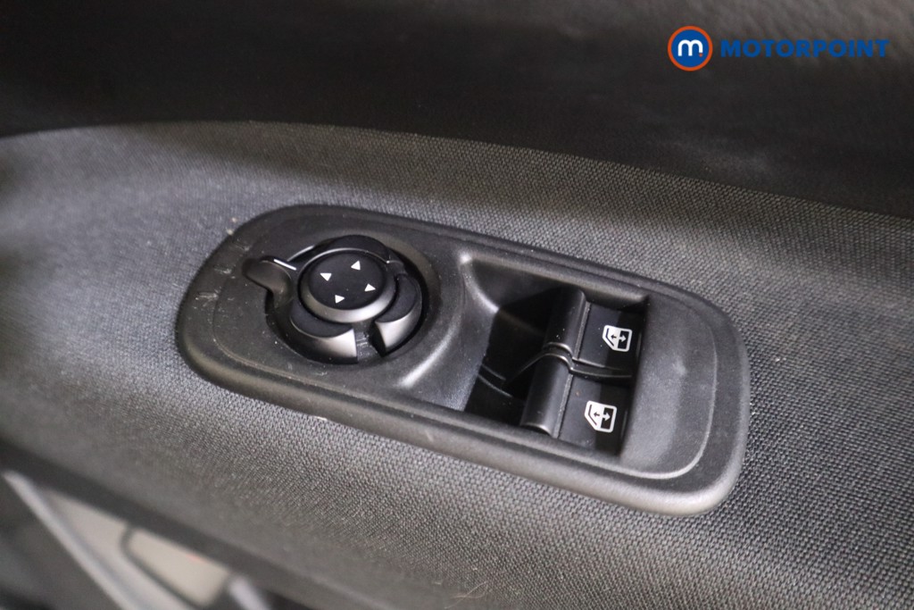 Fiat 500 RED Automatic Electric Hatchback - Stock Number (1580478) - 11th supplementary image
