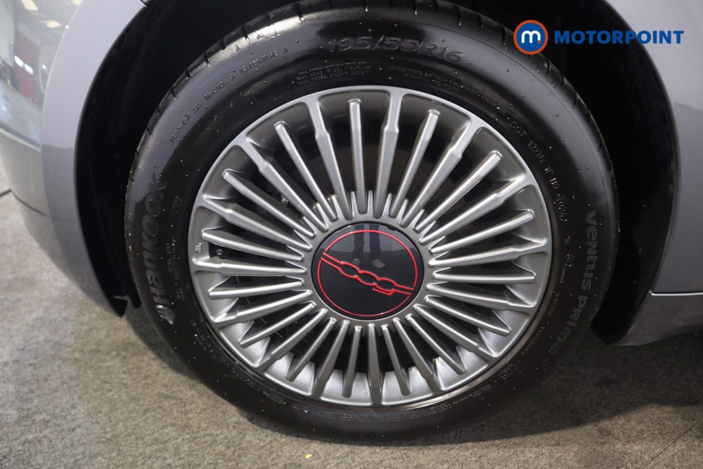 Fiat 500 RED Automatic Electric Hatchback - Stock Number (1580478) - 18th supplementary image