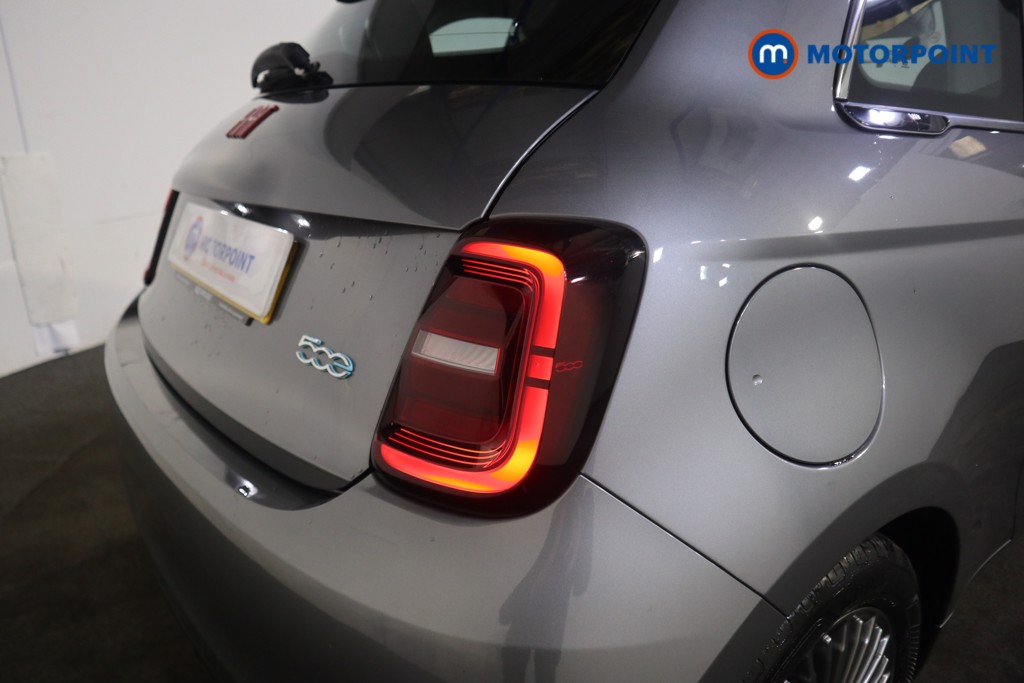 Fiat 500 RED Automatic Electric Hatchback - Stock Number (1580478) - 21st supplementary image