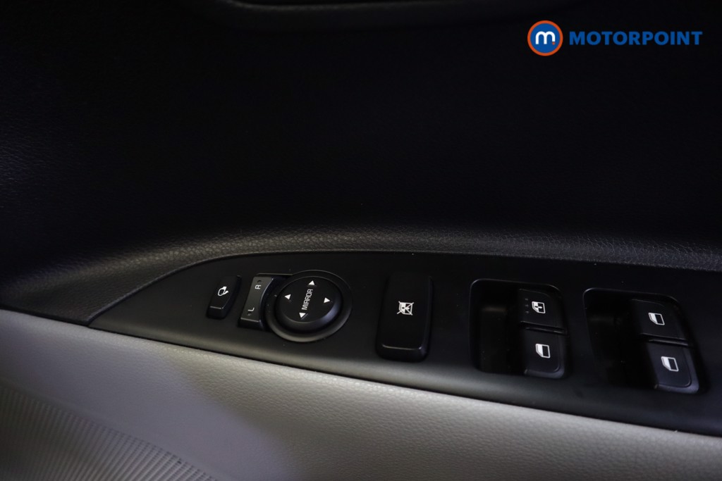 KIA Stonic Mixx Manual Petrol SUV - Stock Number (1580485) - 3rd supplementary image