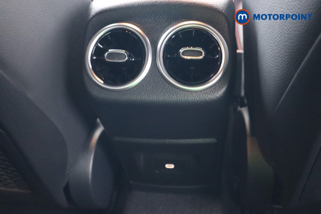 Mercedes-Benz CLA Amg Line Automatic Petrol Coupe - Stock Number (1580586) - 17th supplementary image