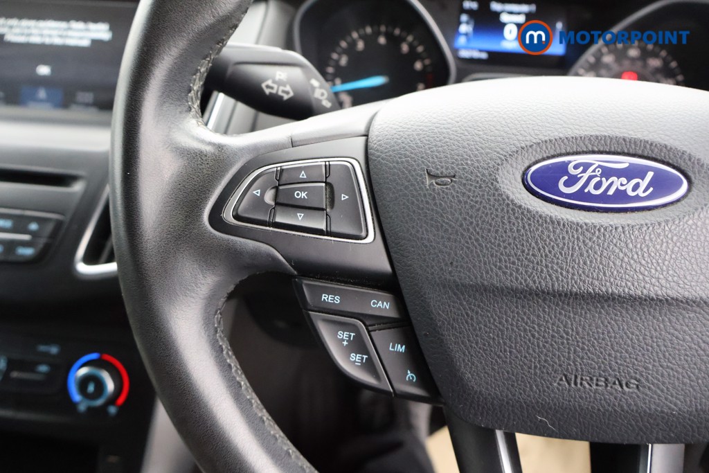 Ford Focus Zetec Edition Manual Petrol Hatchback - Stock Number (1580739) - 2nd supplementary image