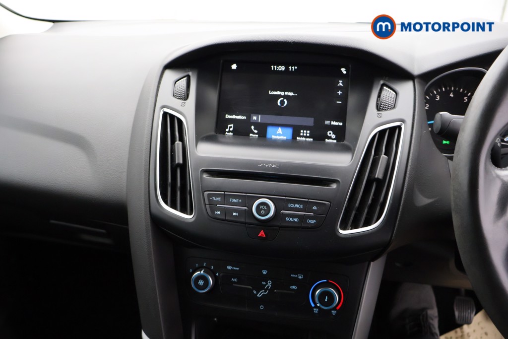 Ford Focus Zetec Edition Manual Petrol Hatchback - Stock Number (1580739) - 5th supplementary image