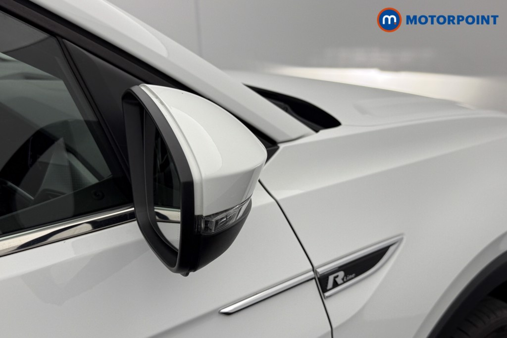 Volkswagen T-Cross R-Line Manual Petrol SUV - Stock Number (1580750) - 19th supplementary image