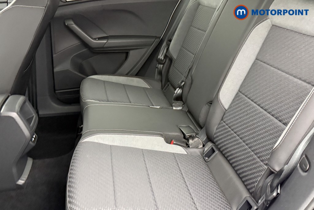 Volkswagen T-Cross R-Line Manual Petrol SUV - Stock Number (1580750) - 23rd supplementary image