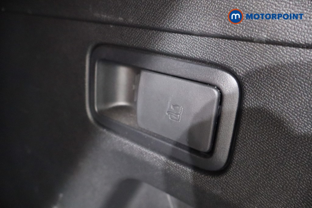 Peugeot 3008 Allure Automatic Diesel SUV - Stock Number (1580896) - 37th supplementary image