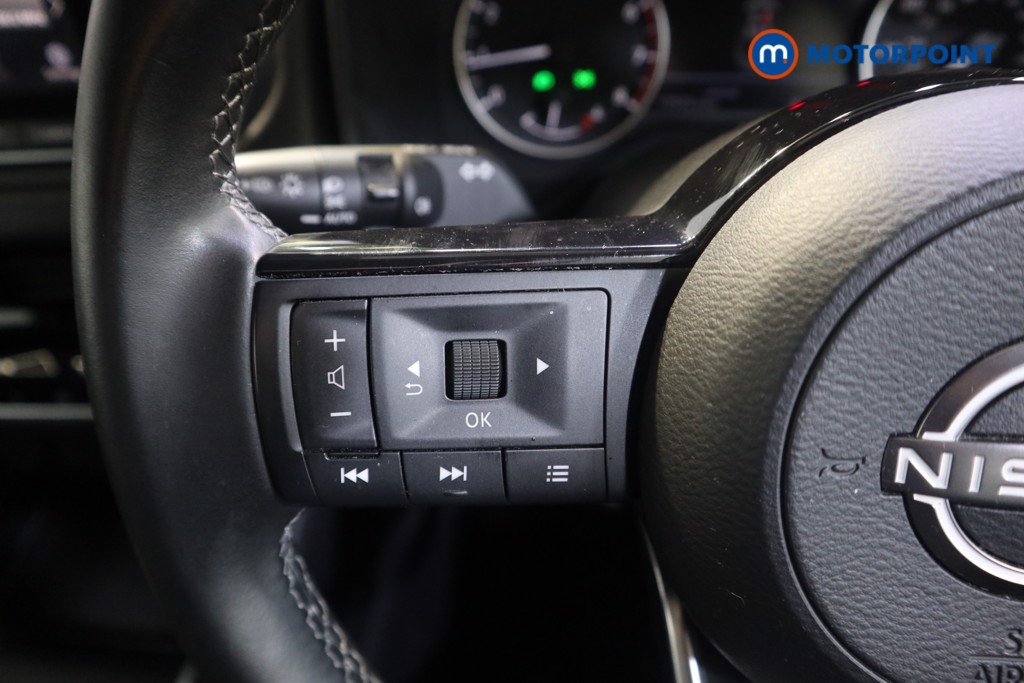 Nissan Qashqai Acenta Premium Manual Petrol SUV - Stock Number (1580902) - 3rd supplementary image