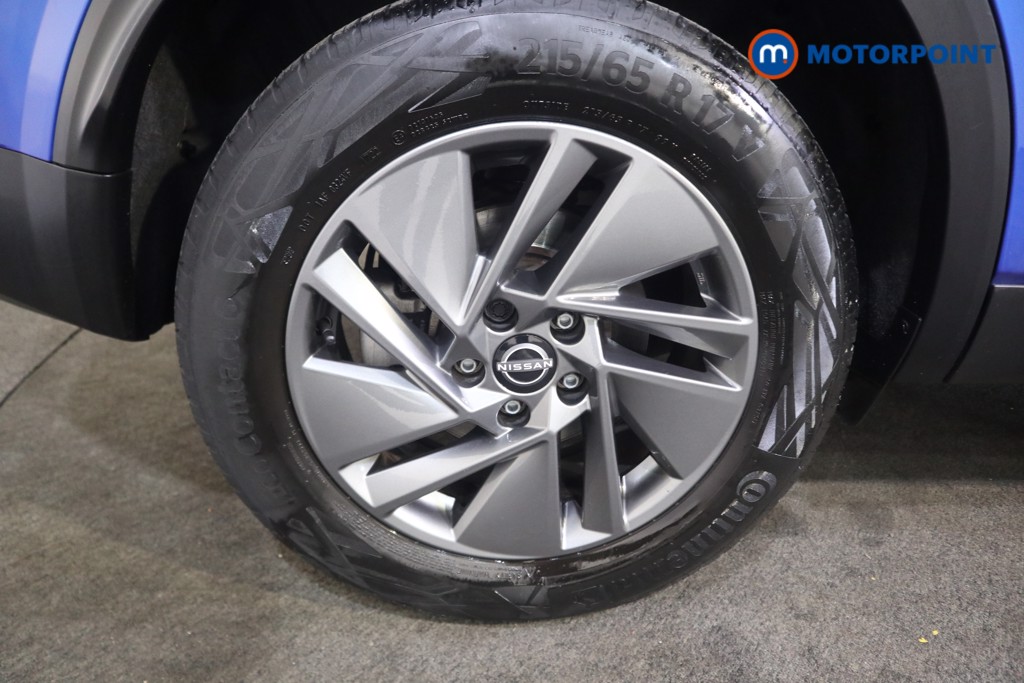 Nissan Qashqai Acenta Premium Manual Petrol SUV - Stock Number (1580902) - 14th supplementary image