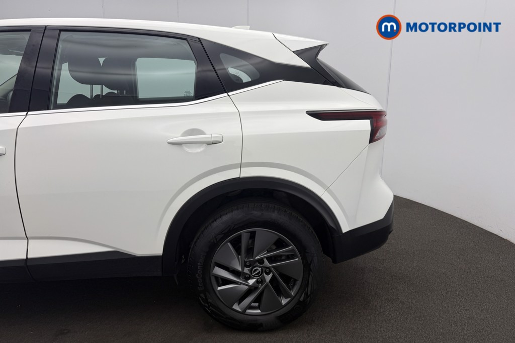 Nissan Qashqai Acenta Premium Manual Petrol SUV - Stock Number (1580904) - 4th supplementary image