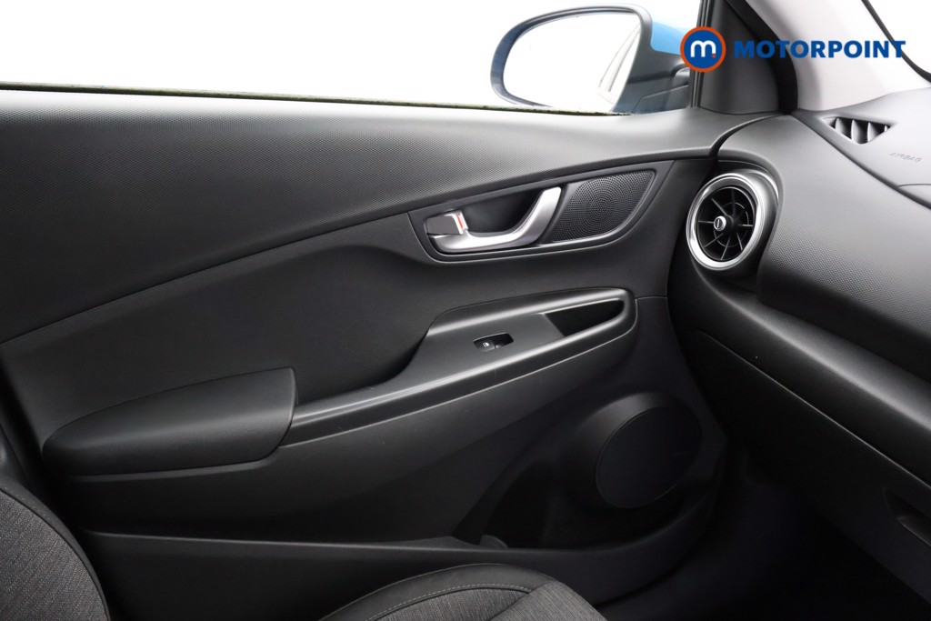 Hyundai Kona Premium Automatic Electric SUV - Stock Number (1580924) - 8th supplementary image