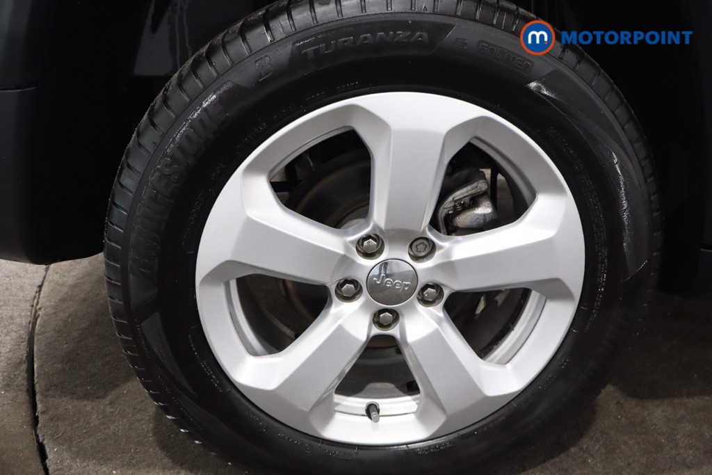 Jeep Compass Longitude Manual Diesel SUV - Stock Number (1581229) - 9th supplementary image