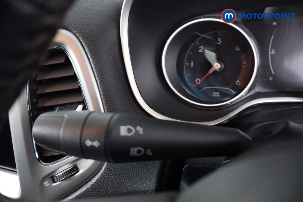 Jeep Compass Longitude Manual Diesel SUV - Stock Number (1581229) - 17th supplementary image