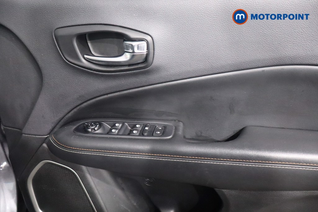 Jeep Compass Longitude Manual Diesel SUV - Stock Number (1581229) - 23rd supplementary image