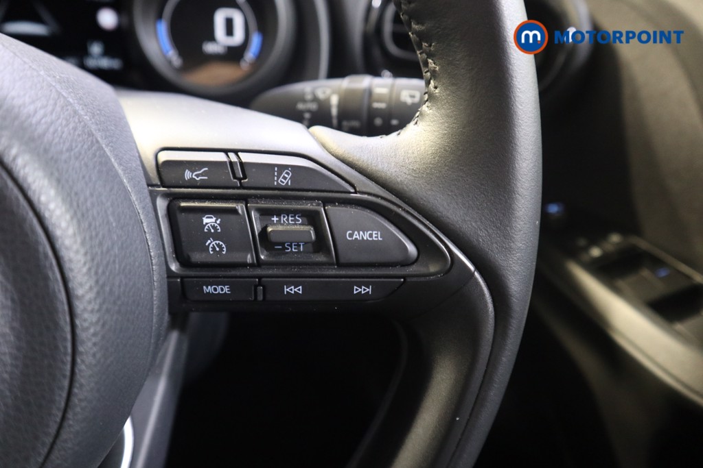 Toyota Yaris Cross Icon Automatic Petrol-Electric Hybrid Estate - Stock Number (1581252) - 4th supplementary image