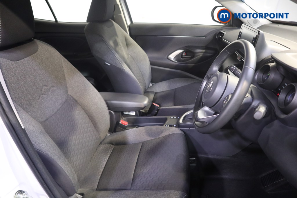 Toyota Yaris Cross Icon Automatic Petrol-Electric Hybrid Estate - Stock Number (1581252) - 10th supplementary image