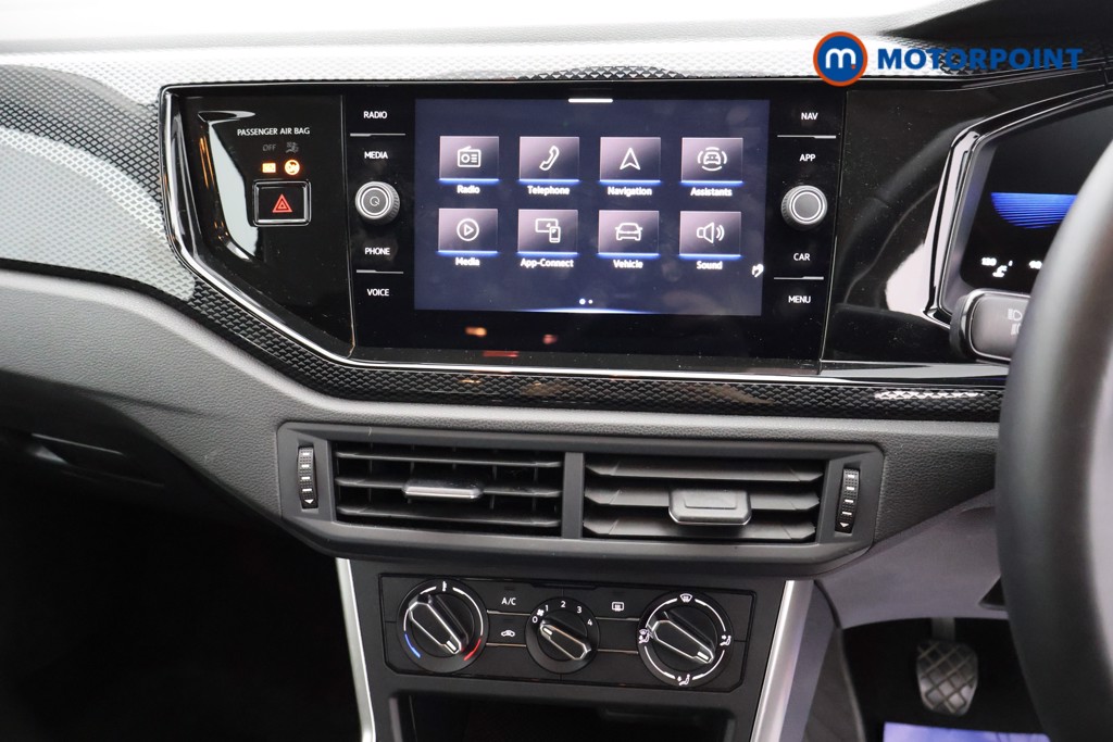 Volkswagen Polo Life Manual Petrol Hatchback - Stock Number (1581332) - 5th supplementary image