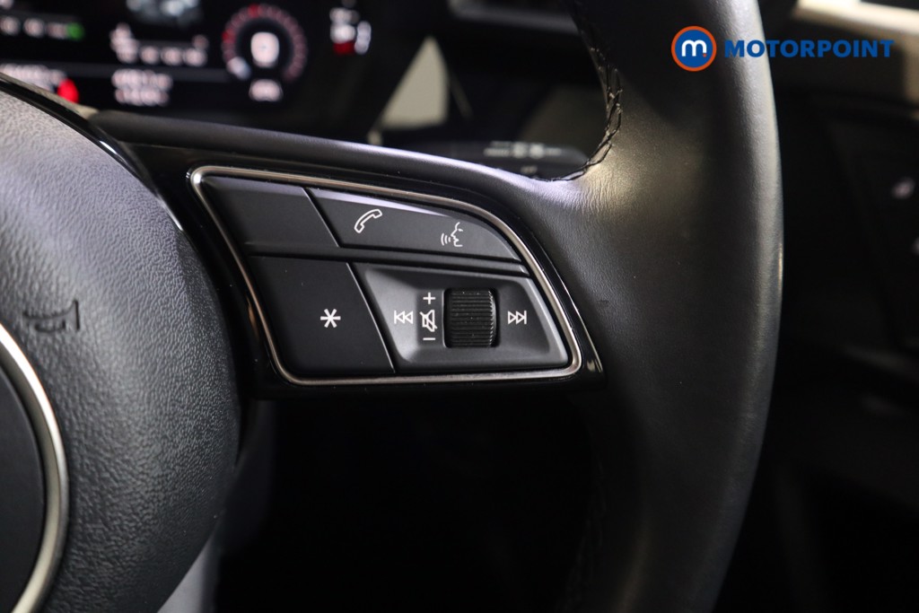 Audi A3 Technik Manual Petrol Hatchback - Stock Number (1581422) - 4th supplementary image