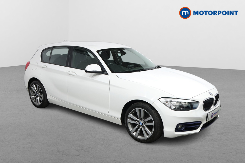 BMW 1 Series Sport Automatic Petrol Hatchback - Stock Number (1581443) - Drivers side front corner