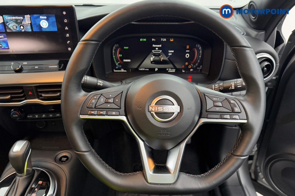 Nissan Juke N-Connecta Automatic Petrol-Electric Hybrid SUV - Stock Number (1581463) - 3rd supplementary image