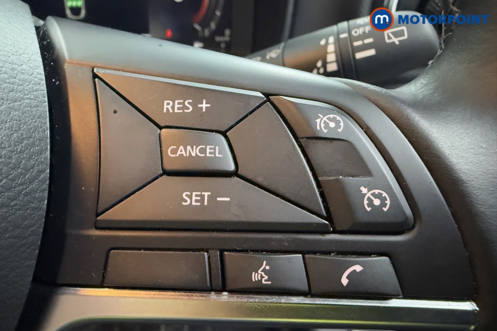 Nissan Juke N-Connecta Automatic Petrol-Electric Hybrid SUV - Stock Number (1581463) - 5th supplementary image